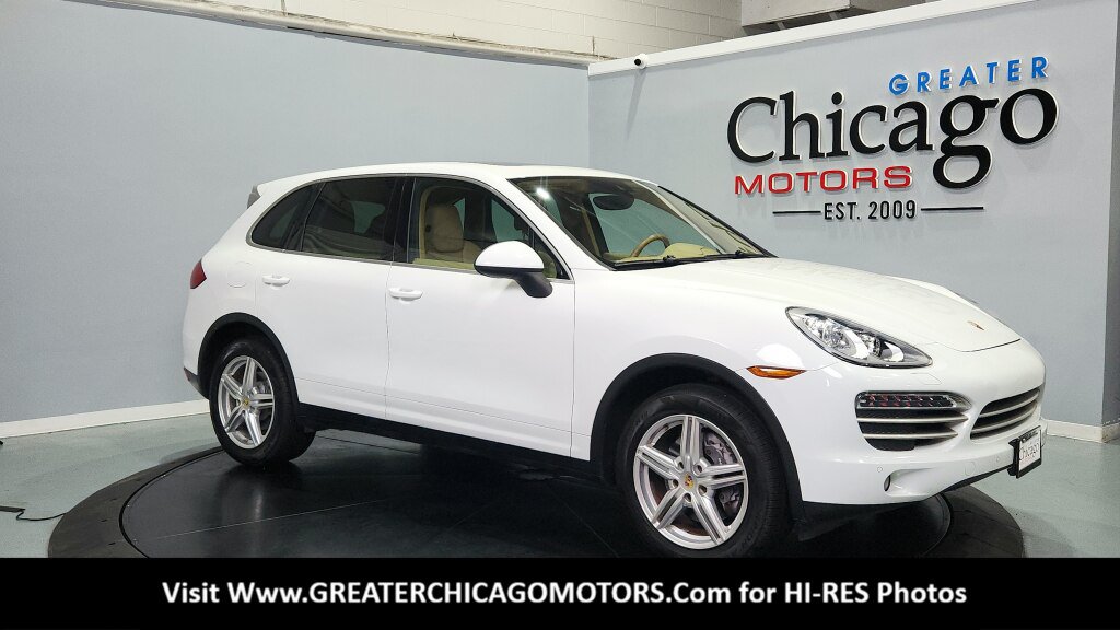 Used 2014 Porsche Cayenne Platinum Edition AWD/4WD image 2