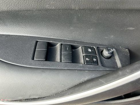Used 2024 Toyota Corolla SE FWD image 12