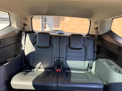 Used 2021 Volkswagen Atlas SEL Premium AWD/4WD image 22