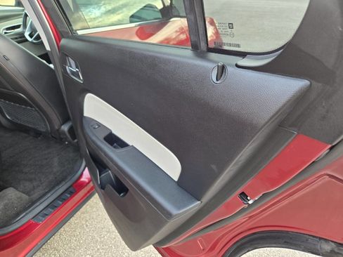 Used 2011 Chevrolet Equinox LT w/ Cargo Management Package image 31