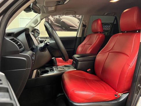 Used 2021 Toyota 4Runner SR5 RWD image 30