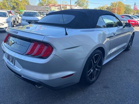 Used 2019 Ford Mustang Premium image 5