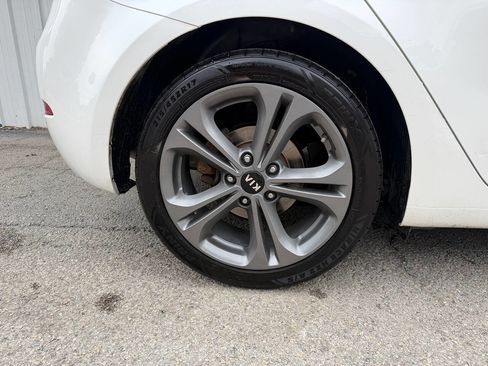 Used 2016 Kia Forte EX FWD image 31