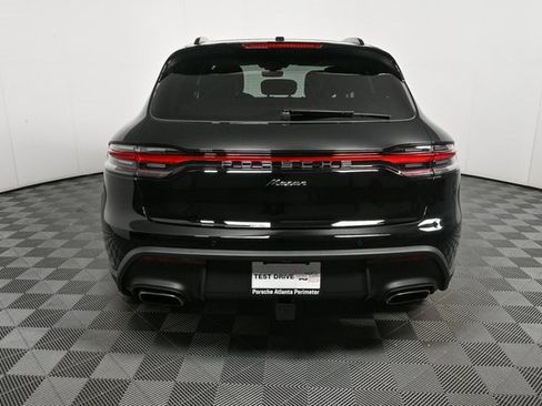 Used 2025 Porsche Macan image 30