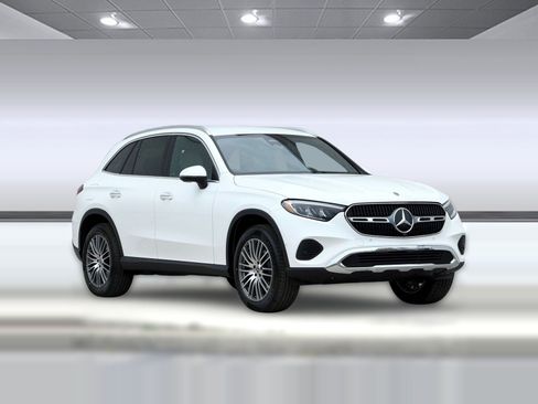 New 2026 Mercedes-Benz GLC 300 image 6