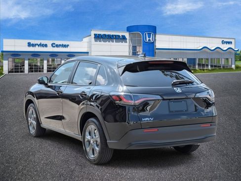 New 2026 Honda HR-V LX image 2
