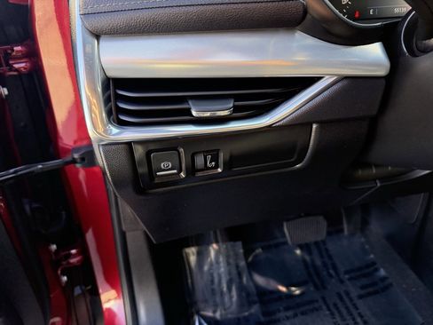 Used 2019 Cadillac XT4 Premium Luxury w/ Cold Weather Package image 26