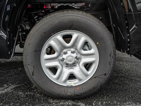 New 2026 Toyota Tundra SR image 11