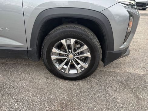 Used 2025 Chevrolet Equinox LT AWD/4WD image 29