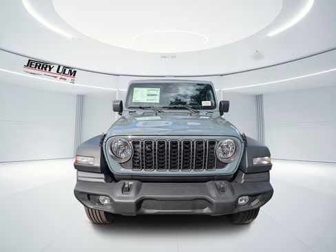 New 2026 Jeep Wrangler Sport S image 7