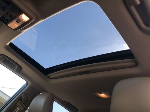 Used 2015 Toyota 4Runner Limited image 28