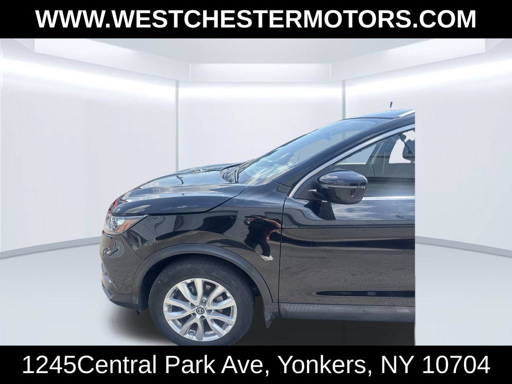 Used 2020 Nissan Rogue Sport AWD image 9