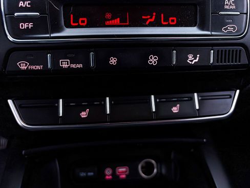Used 2019 Kia Sorento S FWD image 22