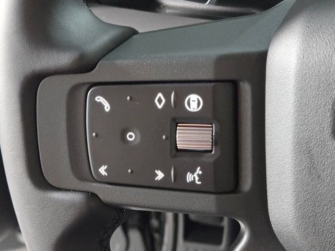 New 2026 Land Rover Defender 110 X-Dynamic SE AWD/4WD image 24