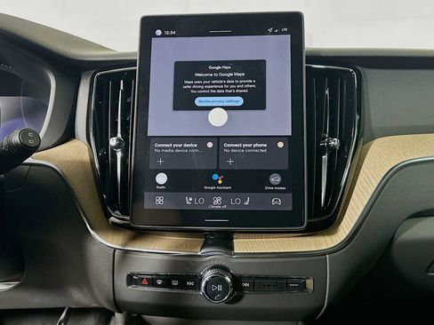 New 2026 Volvo XC60 B5 Core image 13