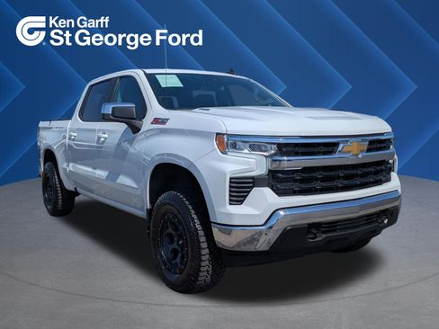 Used 2023 Chevrolet Silverado 1500 LT w/ Z71 Off-Road Package AWD/4WD image 1