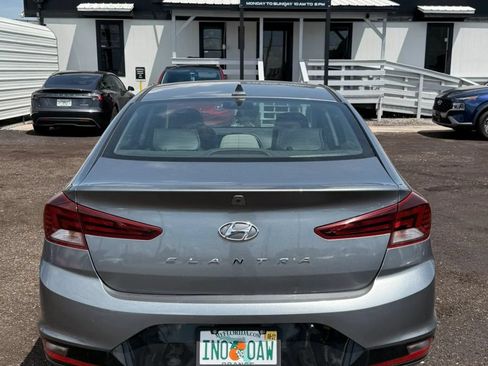 Used 2019 Hyundai Elantra SEL FWD image 4