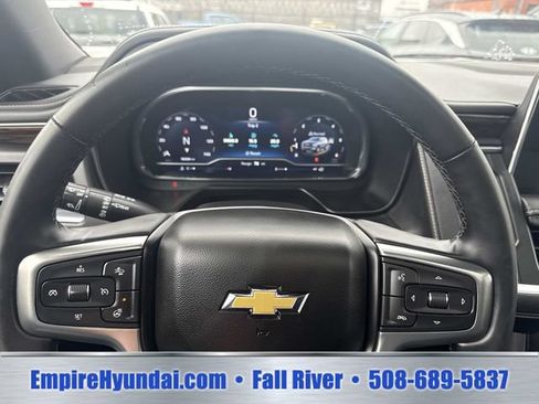 Used 2023 Chevrolet Tahoe Premier w/ Premium Package 2 AWD/4WD image 29