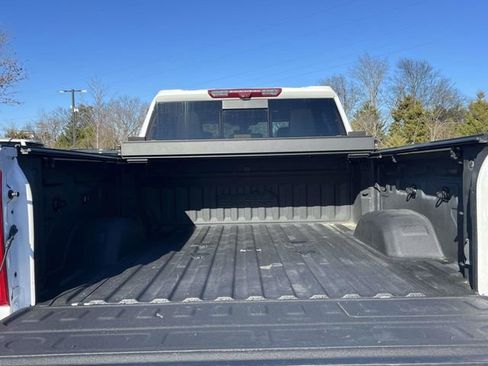 Used 2023 Chevrolet Silverado 2500 High Country image 21