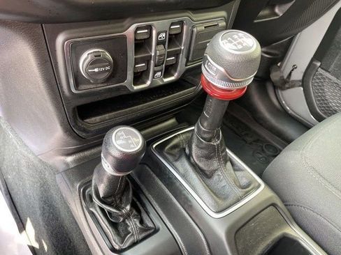 Certified 2022 Jeep Wrangler Unlimited Sport image 20