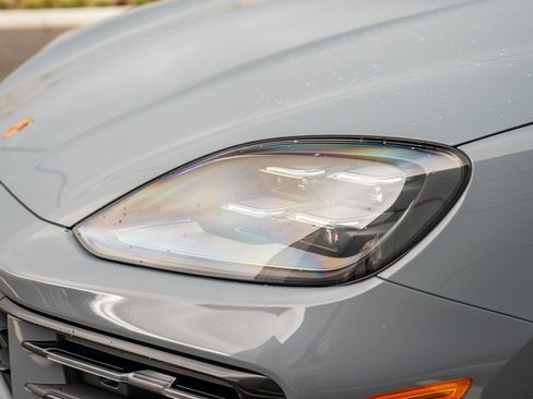 New 2026 Porsche Cayenne S image 29