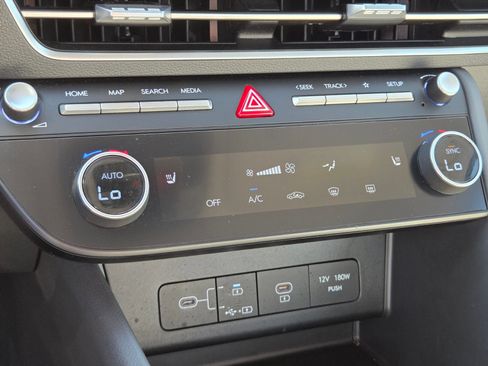 Used 2025 Hyundai Sonata SEL FWD image 24