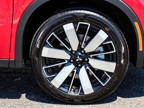 New 2025 Mitsubishi Outlander SE FWD image 7