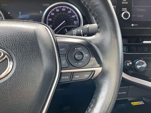 Used 2024 Toyota Camry XLE image 24