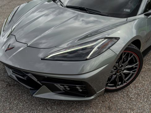 Used 2024 Chevrolet Corvette Stingray Coupe w/ 1LT image 13