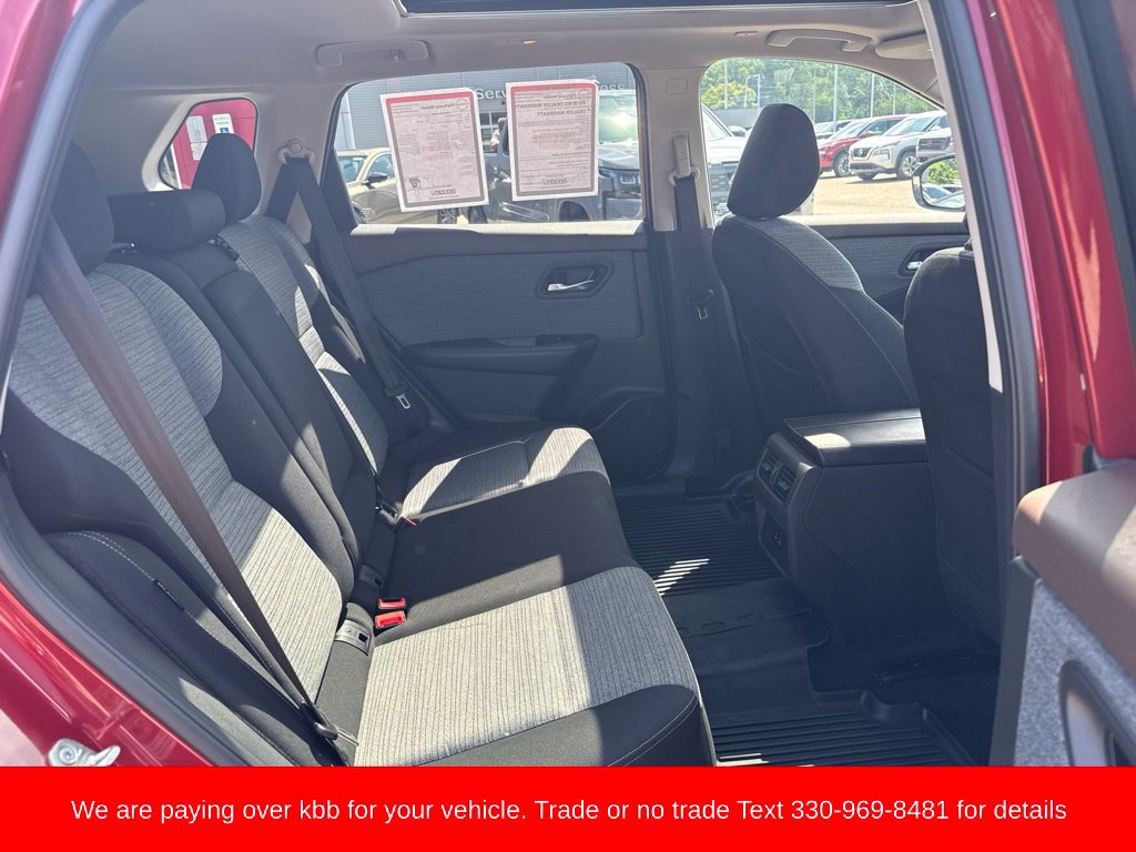 Used 2022 Nissan Rogue SV AWD/4WD image 26