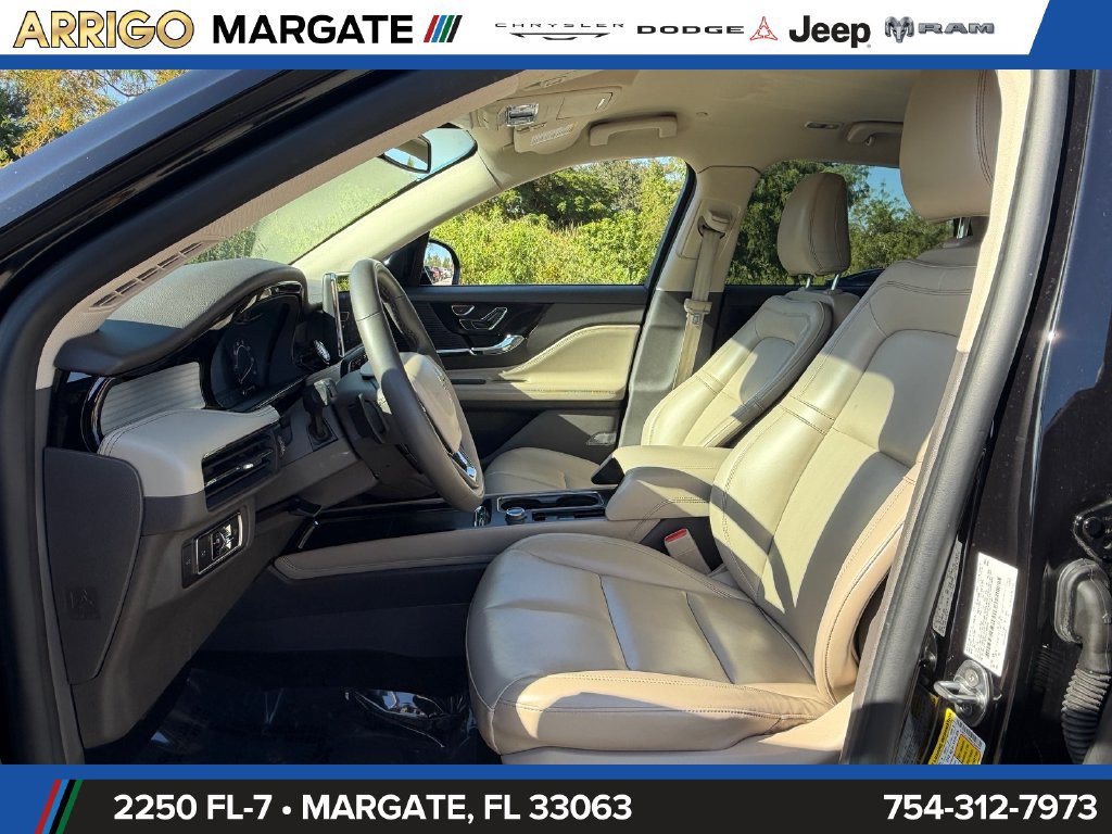 Used 2022 Lincoln Corsair FWD image 9
