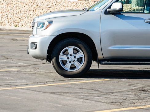 Used 2020 Toyota Sequoia SR5 w/ Premium Package image 8