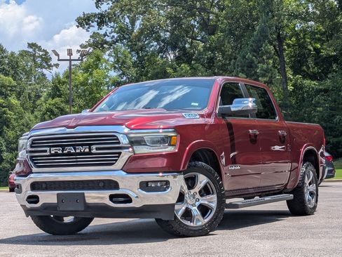 Used 2020 RAM 1500 Laramie AWD/4WD image 4