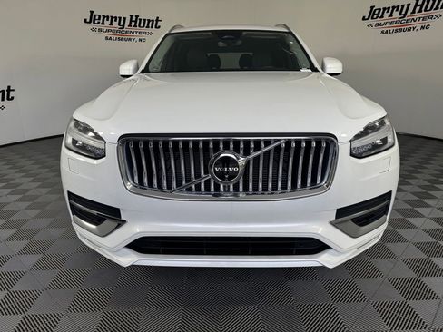 Used 2024 Volvo XC90 B5 Plus AWD/4WD image 5