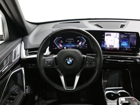 Used 2023 BMW X1 xDrive28i w/ Premium Package image 12