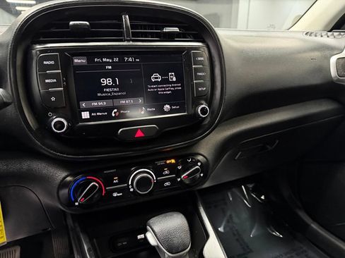 Used 2023 Kia Soul LX w/ Option Group 015 FWD image 25