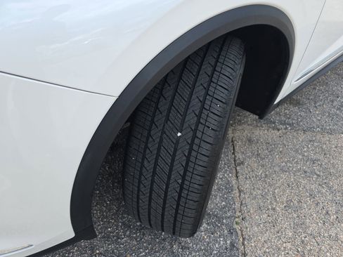 Used 2023 Acura MDX SH-AWD w/ Technology Package image 35