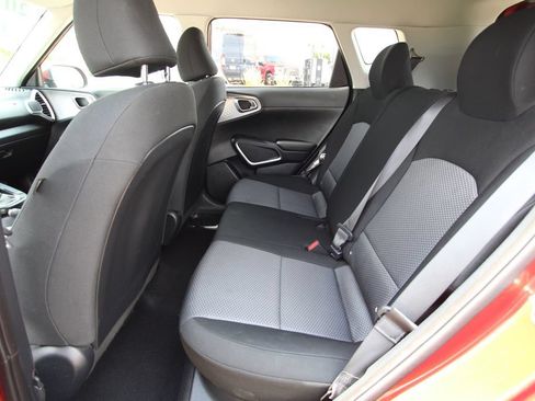 Used 2024 Kia Soul LX w/ Option Group 015 FWD image 7