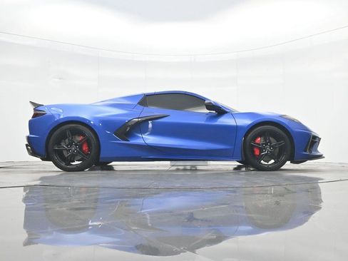 Used 2022 Chevrolet Corvette Stingray Premium Conv w/ Z51 Performance Package RWD image 34