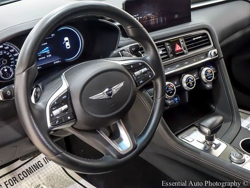 Used 2023 Genesis G70 2.0T RWD image 15