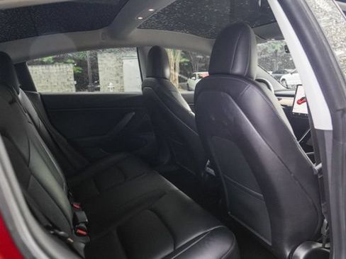 Used 2019 Tesla Model 3 Standard Range RWD image 37