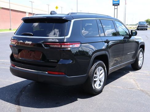 Used 2023 Jeep Grand Cherokee L Laredo AWD/4WD image 32