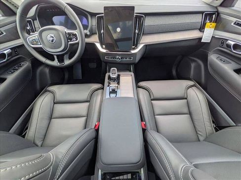 New 2026 Volvo XC90 B6 Ultra w/ Protection Package AWD/4WD image 16