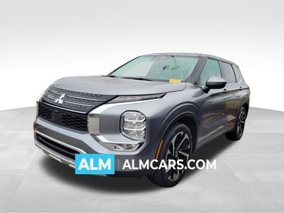 Used 2024 Mitsubishi Outlander SE