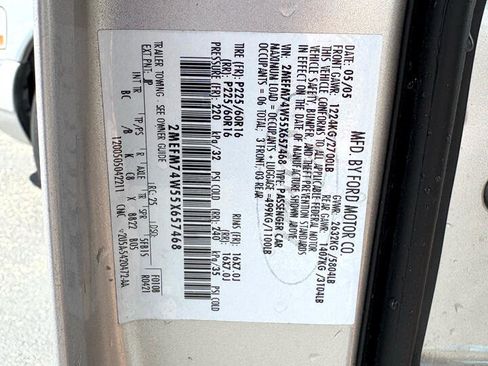 Used 2005 Mercury Grand Marquis GS image 27