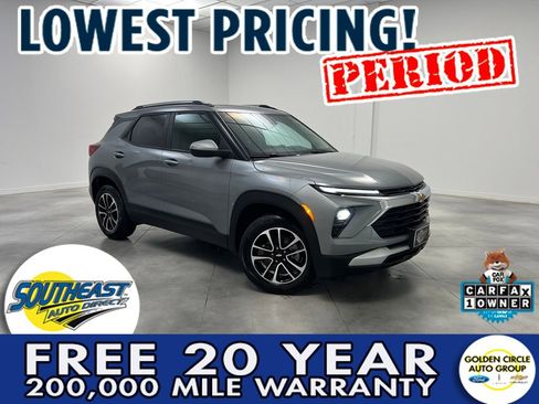 Used 2025 Chevrolet TrailBlazer LT AWD/4WD image 1