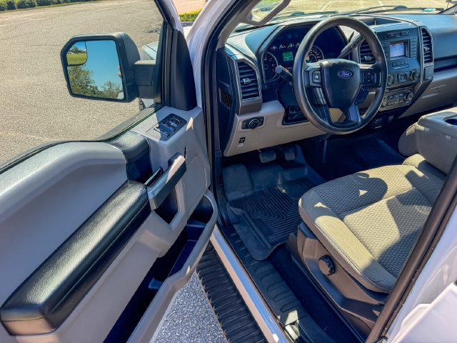 Used 2018 Ford F150 XLT AWD/4WD image 11