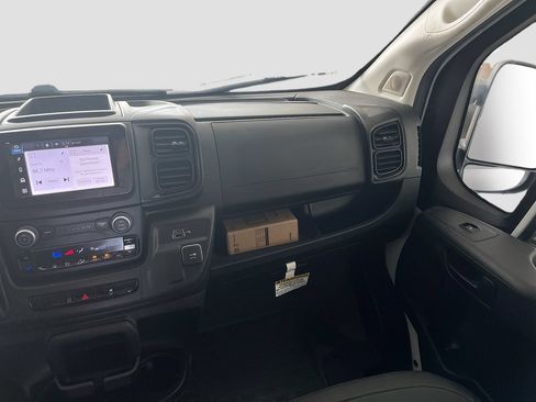 Used 2024 RAM ProMaster 2500 FWD image 23