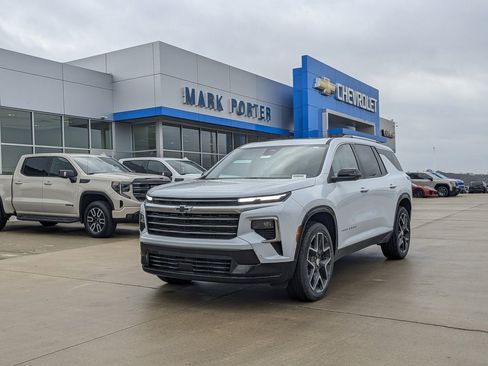 New 2026 Chevrolet Traverse High Country w/ LPO, Floor Liner Package image 1