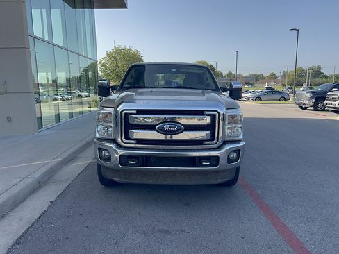 Used 2011 Ford F250 XLT w/ XLT Premium Pkg AWD/4WD image 11